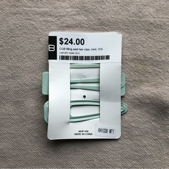 Matte mint barrettes - Picture 2 of 3